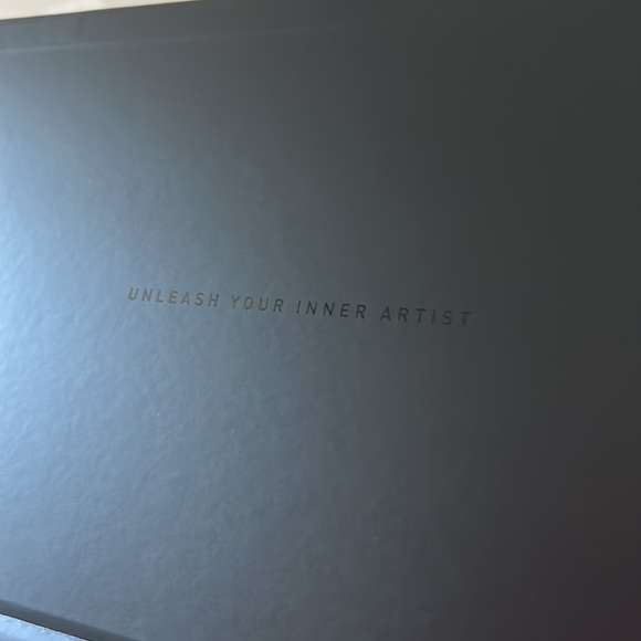 NEW Morphe X James Charles eyeshadow palette - Picture 3 of 8